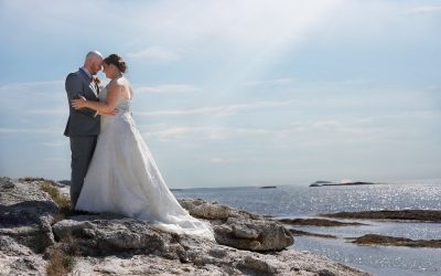 How to Choose an Elopement Photographer in Maine