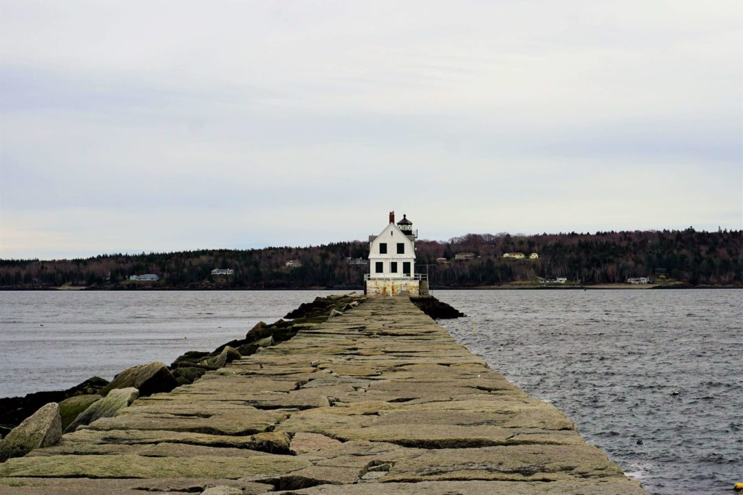 Rockland wedding photos breakwater lighthouse